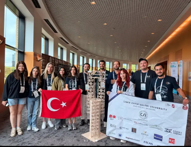 İKÇÜ EERI Sismik Takımı